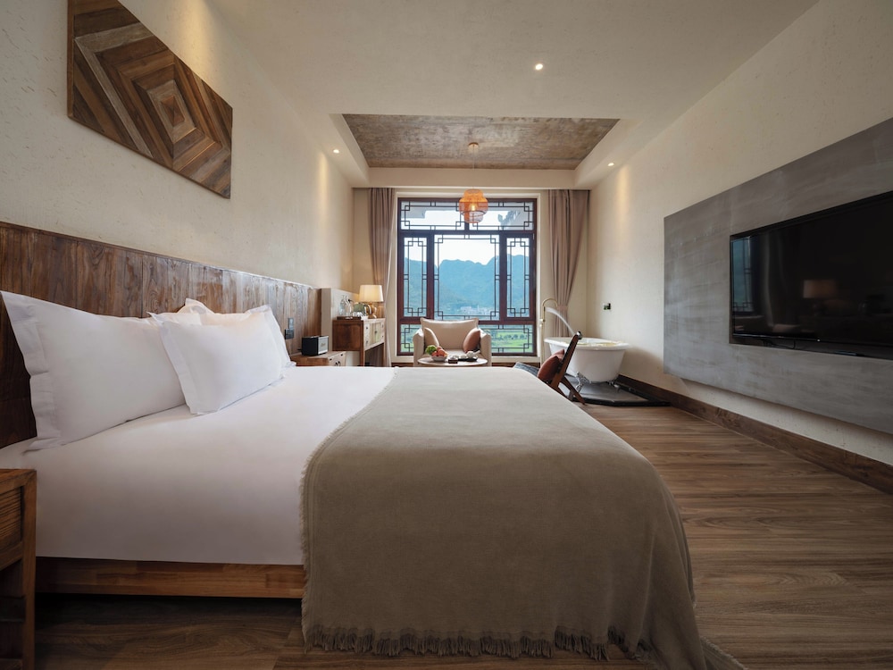 Deluxe Double Room, Mountain View photo 1