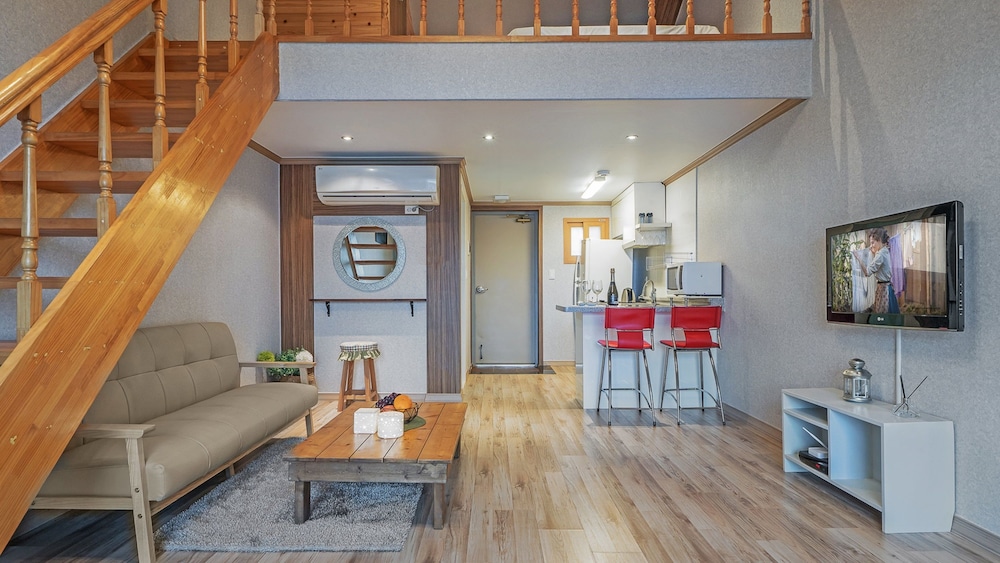 Duplex (A) photo 2