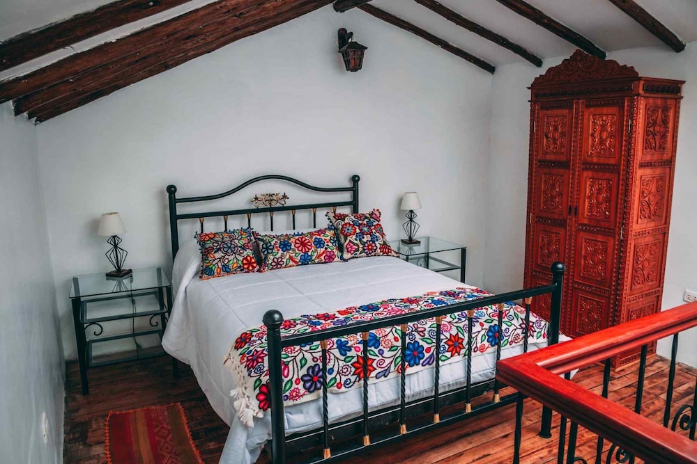 Standard Suite, 1 Queen Bed with Sofa bed photo 2