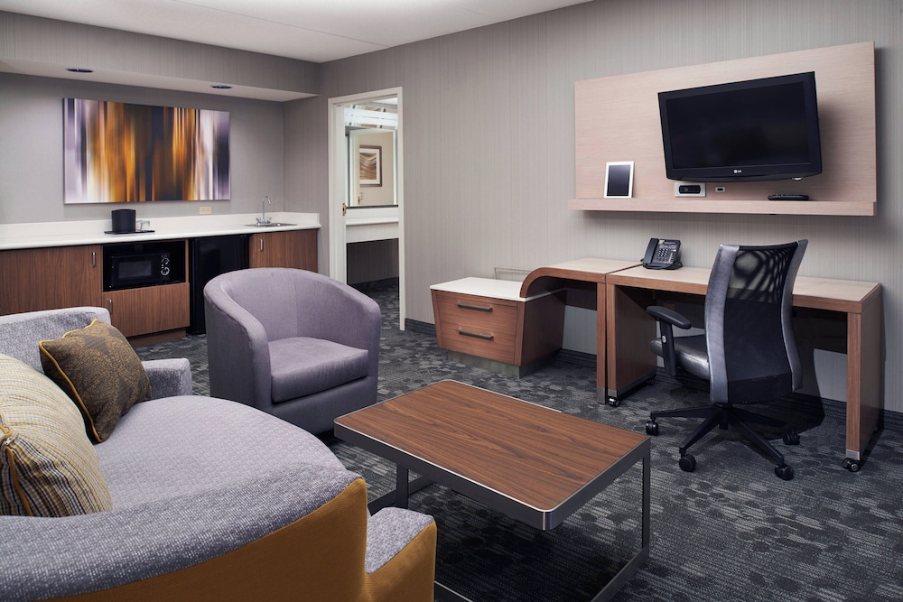 Suite, 1 Bedroom photo 3