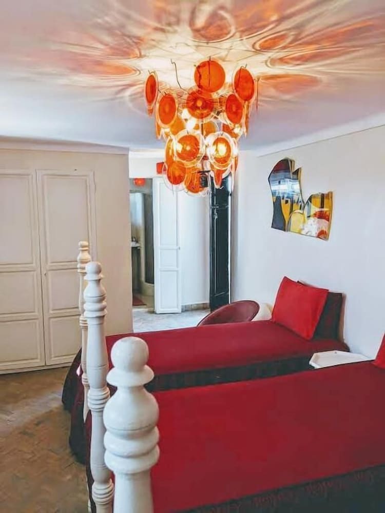 Double or Twin Room (Rouge)