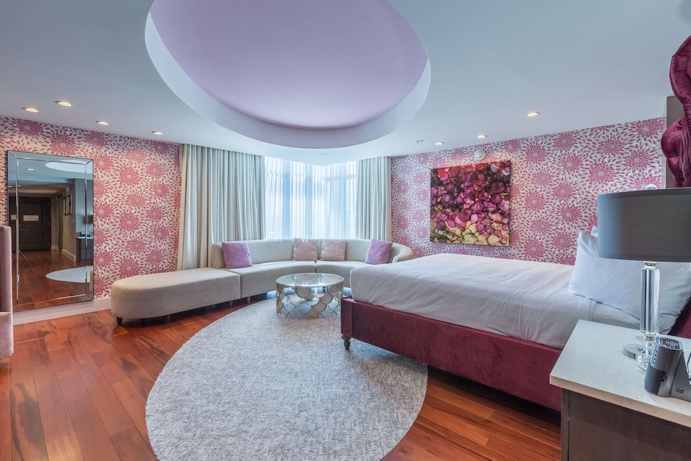 Suite, 1 King Bed (Bridal) photo 1