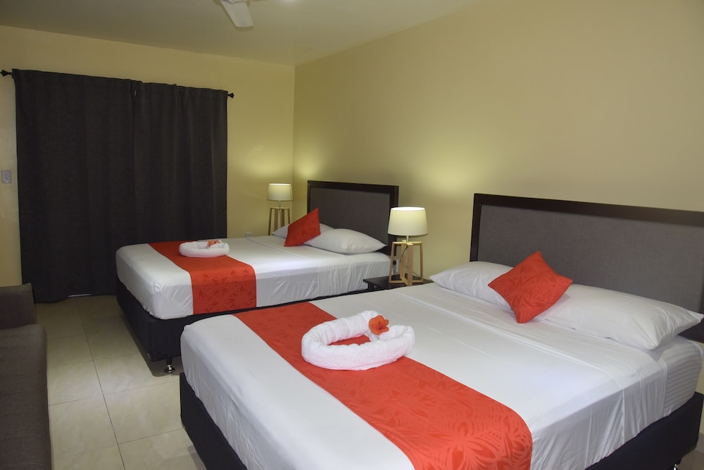 Superior Studio Suite, Balcony, Park View (2nd Floor) photo 3