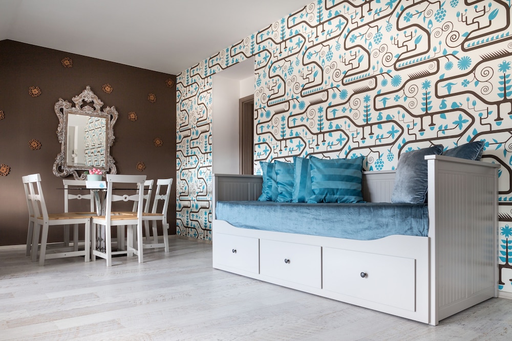 Superior Family Apartment - Photo 6