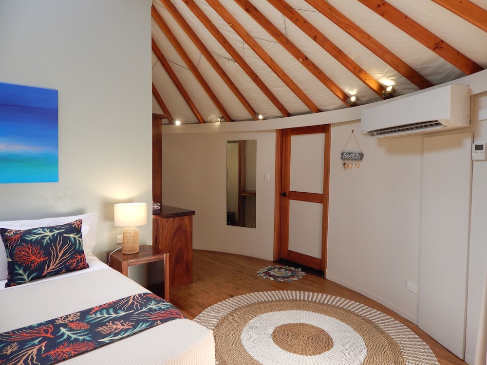 Deluxe Studio Suite