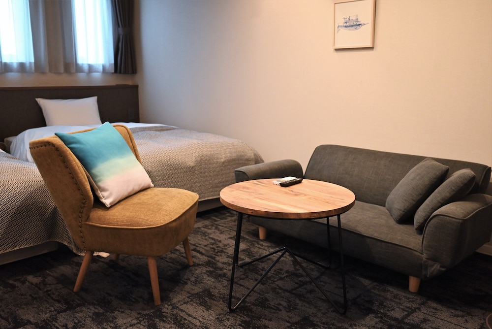 Standard Twin Room - Photo 8