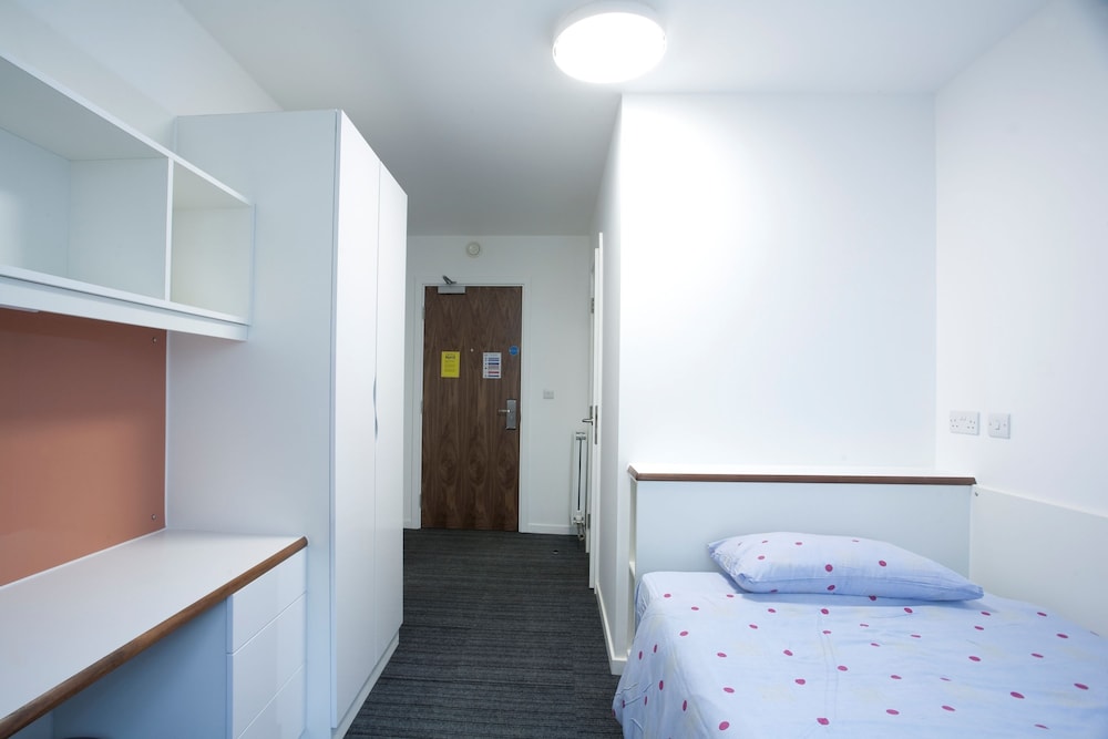 Standard Single Room, Ensuite photo 3