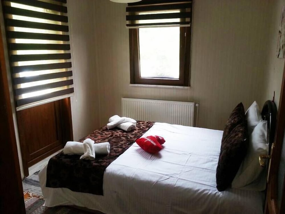 Villa, Lake View, Lakeside photo 1