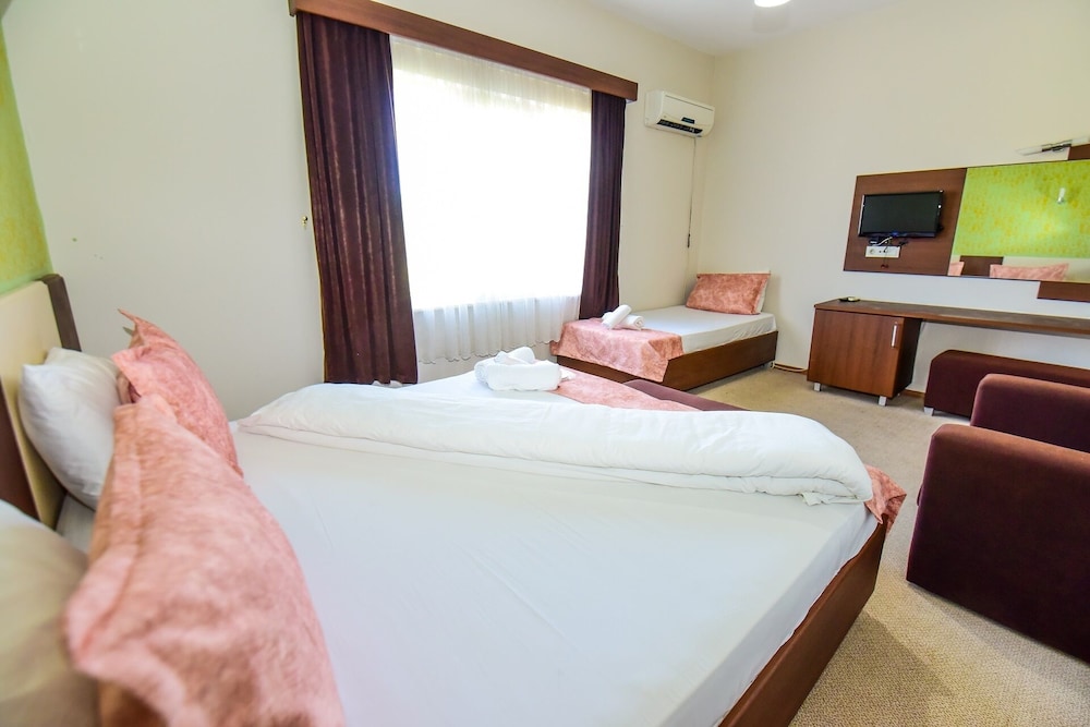 Triple Room photo 2