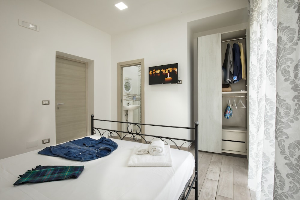 Standard Triple Room photo 2