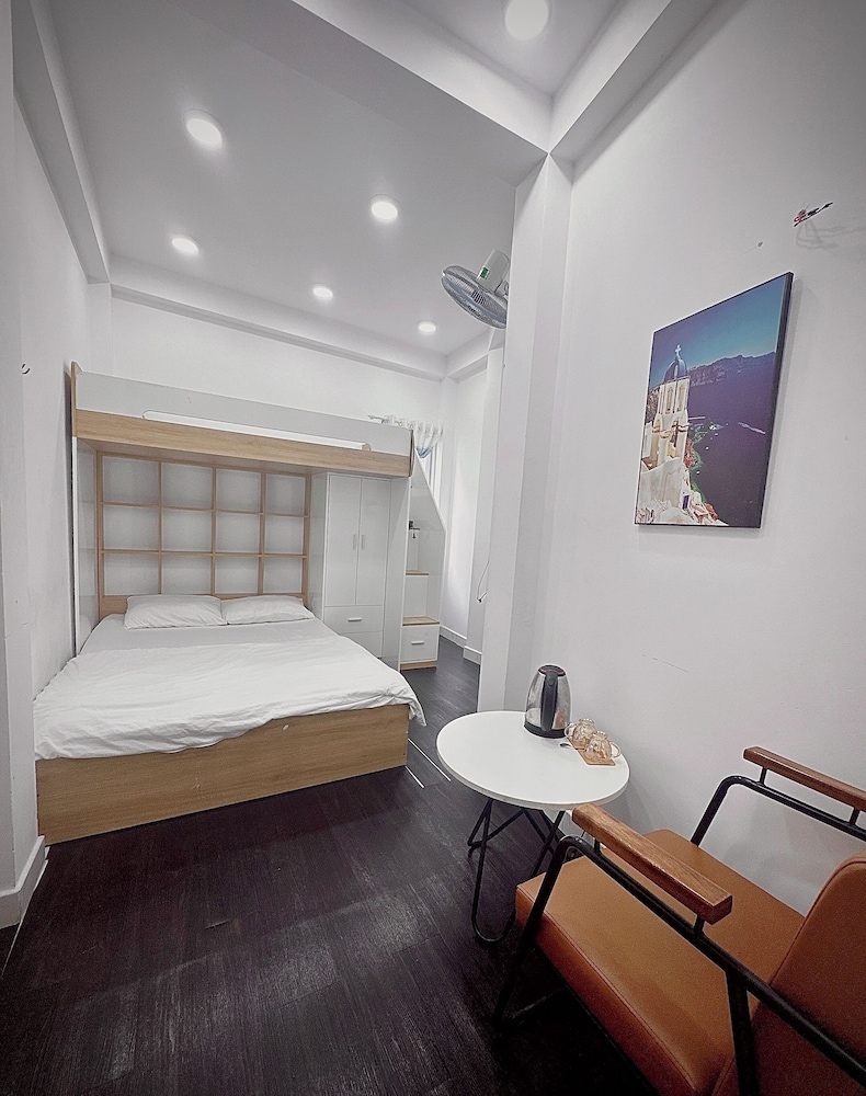 Standard Double Room, City View photo 2