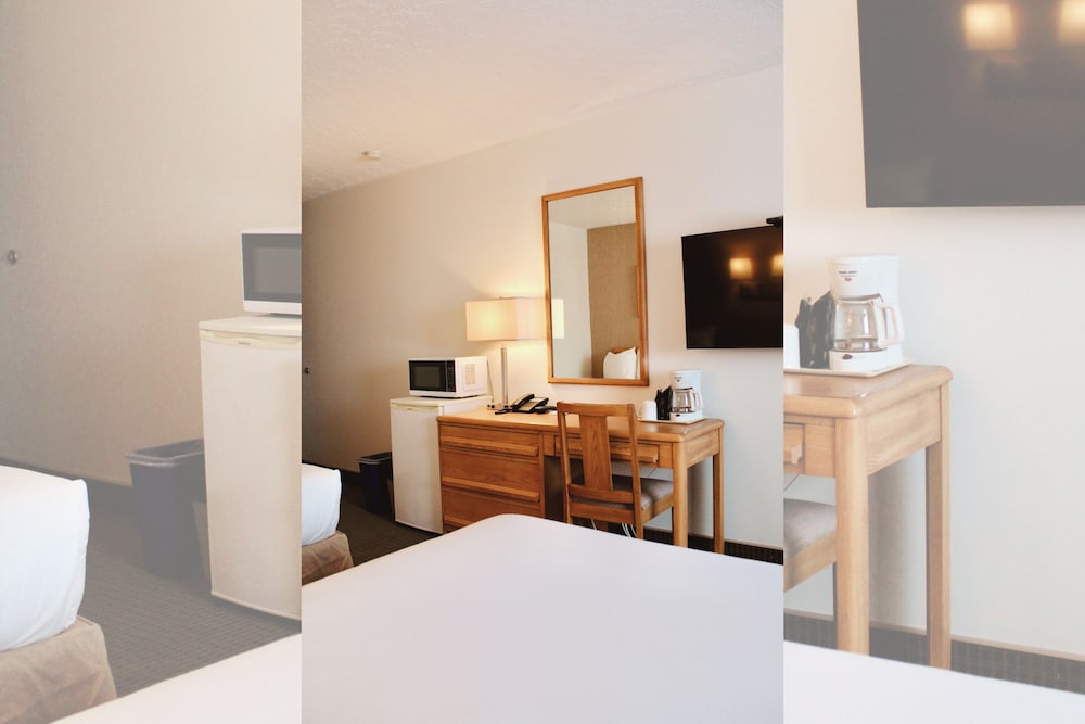 Room, 2 Double Beds photo 2