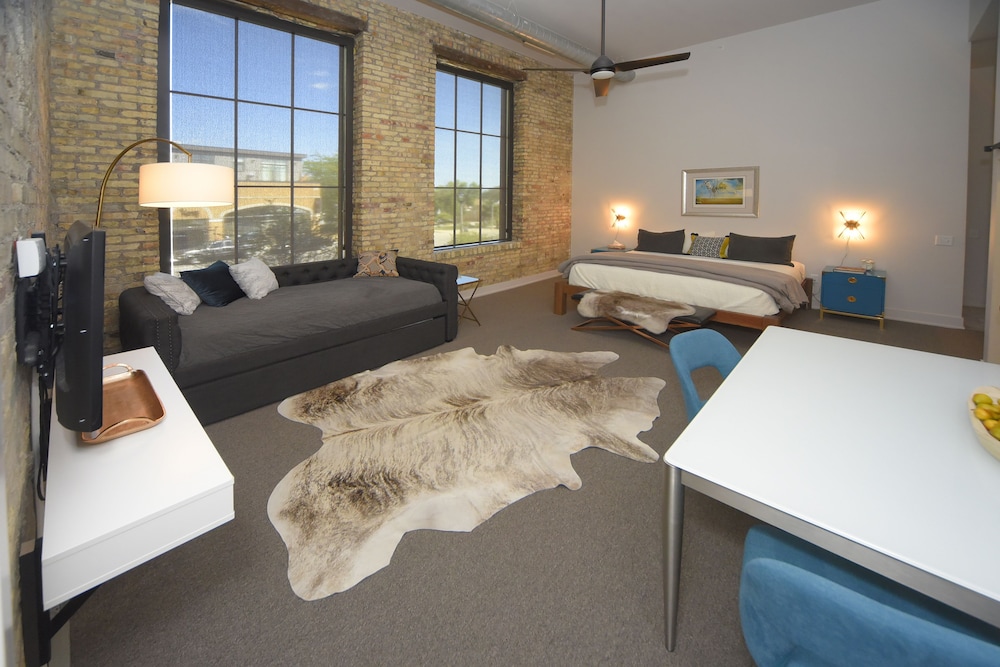 Master Suite 8 (Pet Friendly) photo 3