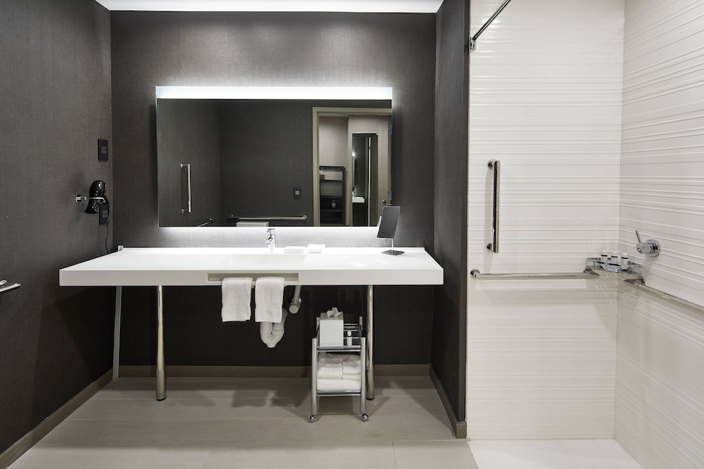 Room, 1 King Bed with Sofa bed (Mobility Accessible, Roll-In Shower) - Photo 6