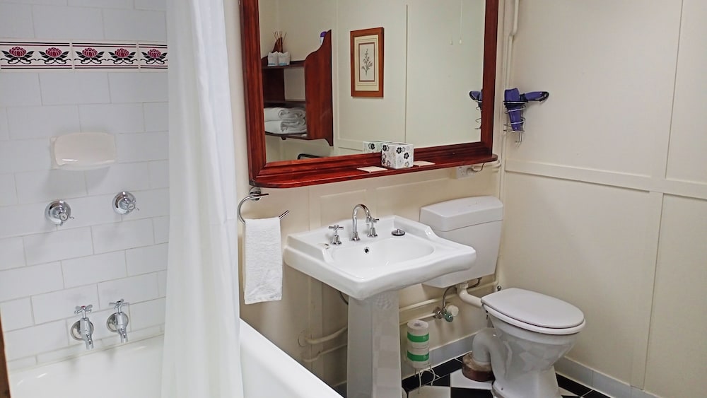 HOT Last Minute Deal - Cozy Queen - Spa BnB - Adults Only photo 3