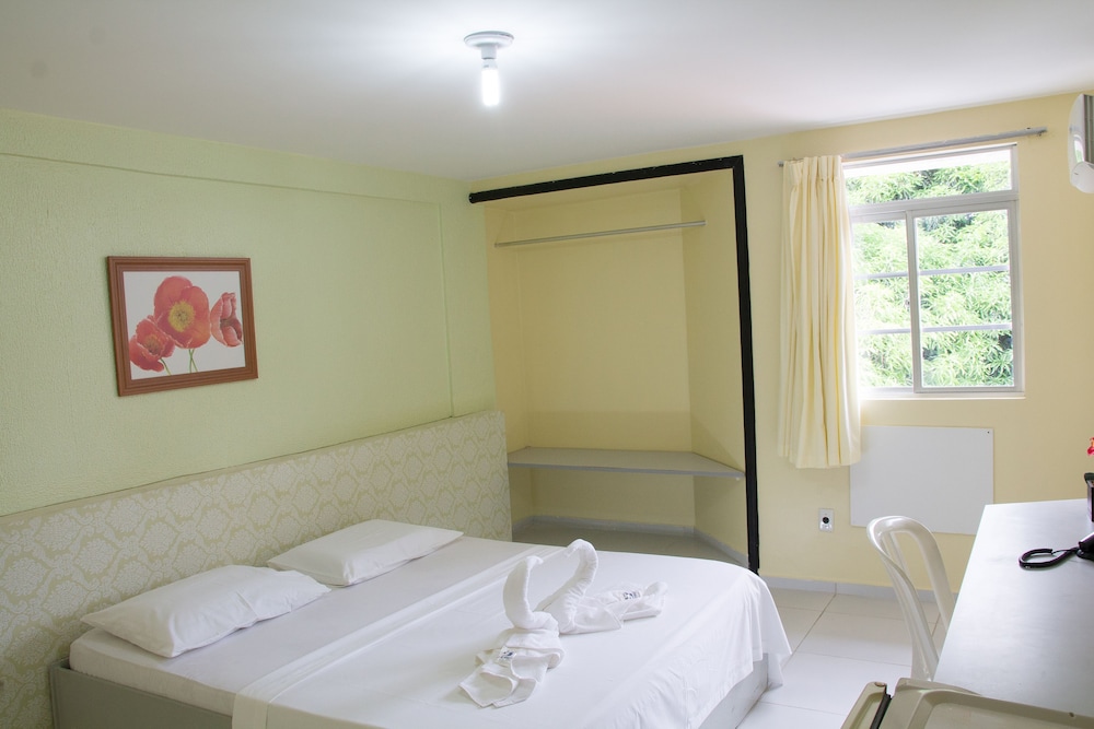 Quarto Duplo com cama casal photo 1