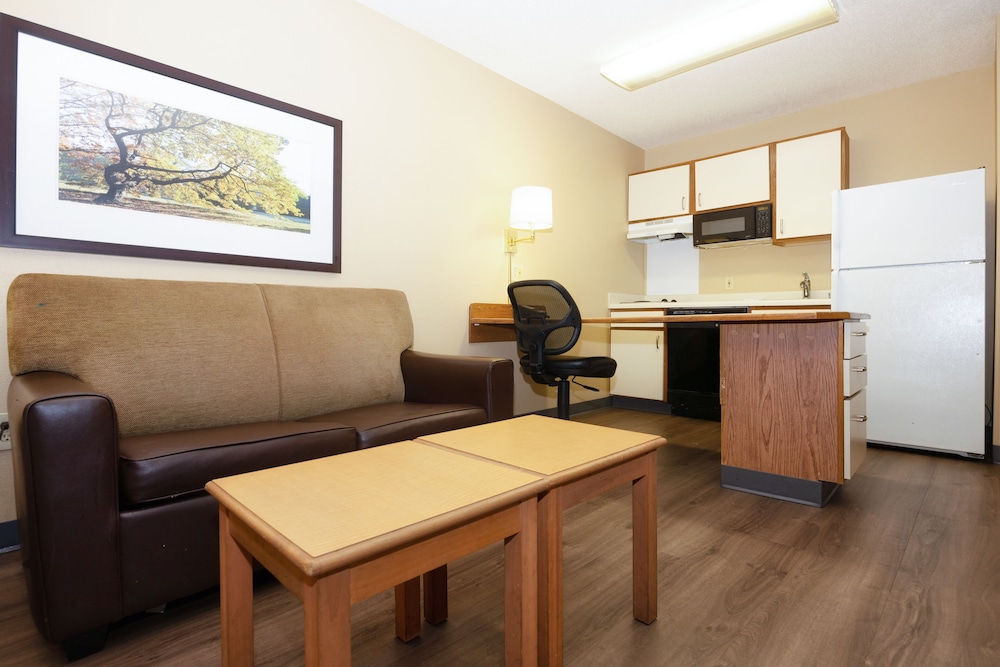 Deluxe Studio Suite, Multiple Beds, Accessible, Non Smoking photo 3