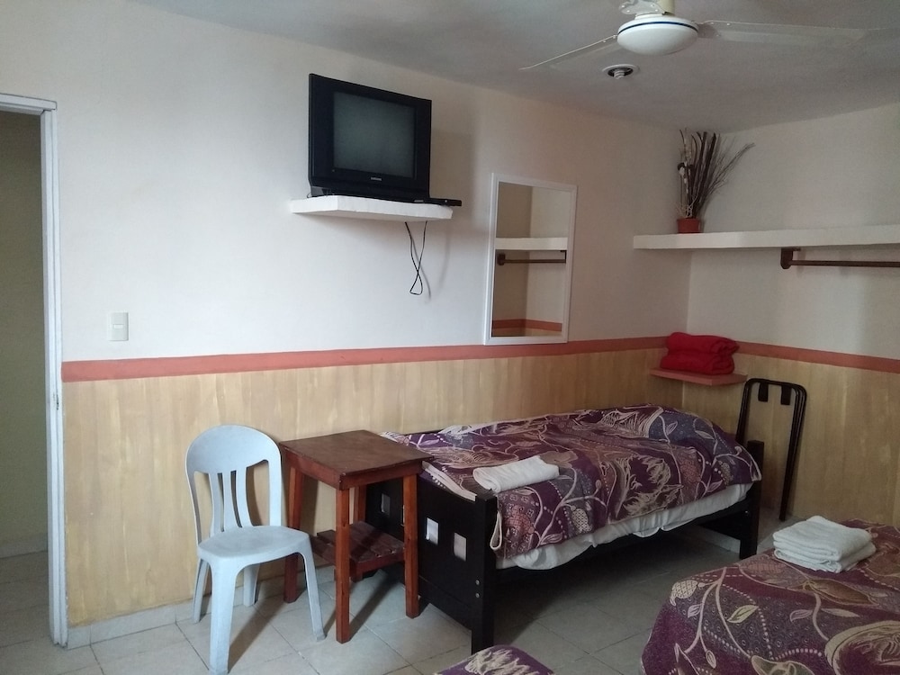 Family Double Room, Multiple Beds photo 1