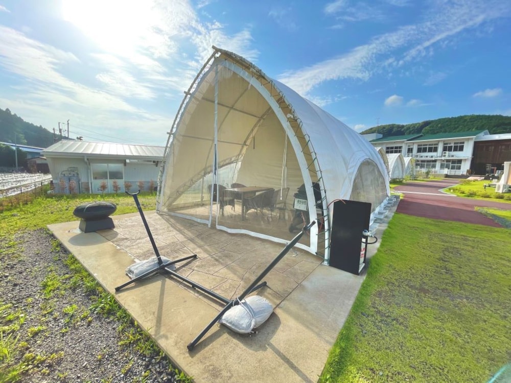 Opera Tent photo 2