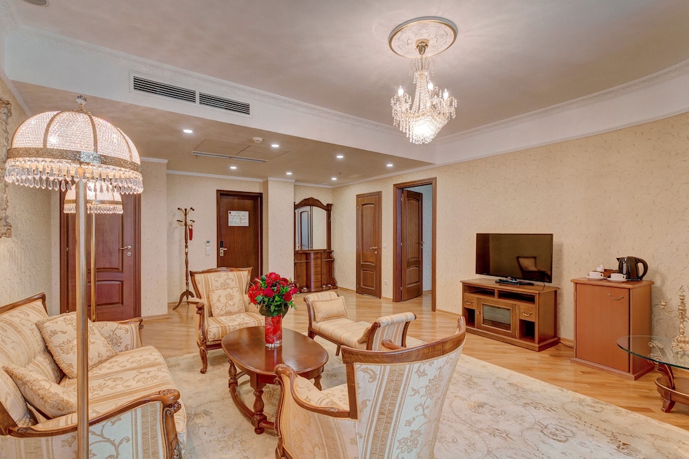 Presidential Suite photo 2