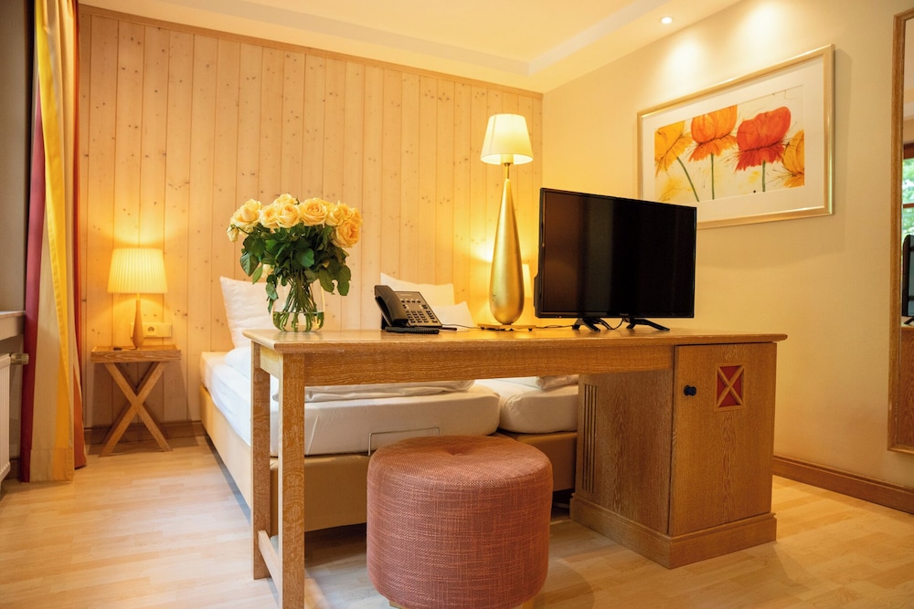 Deluxe Double Room, 1 Bedroom, Non Smoking, Balcony photo 3