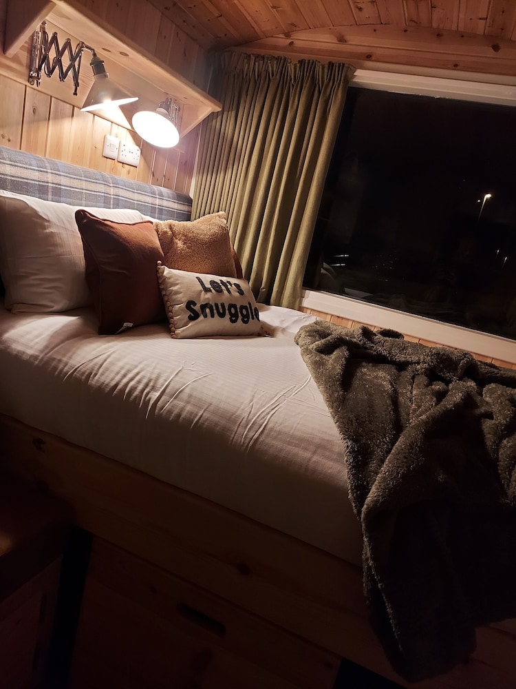 Deluxe Cabin photo 2