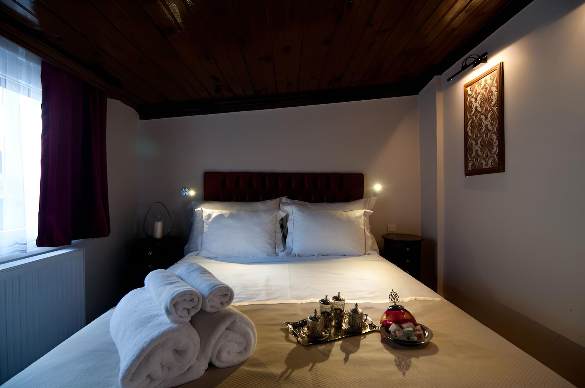 Deluxe Apartment (with Turkish Bath) photo 2
