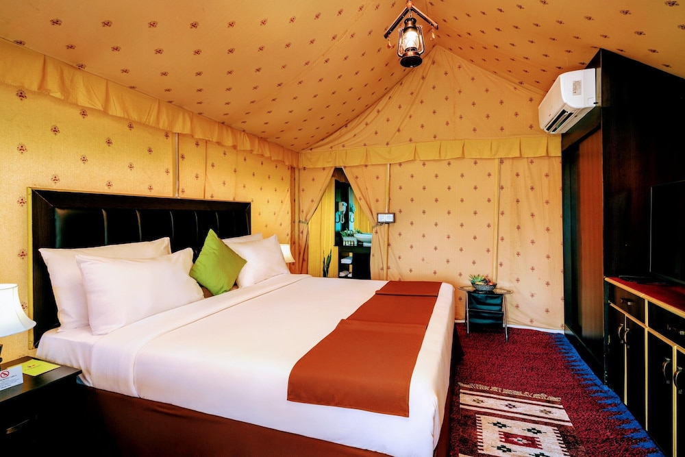 Luxury Suite, Balcony, Garden View photo 1