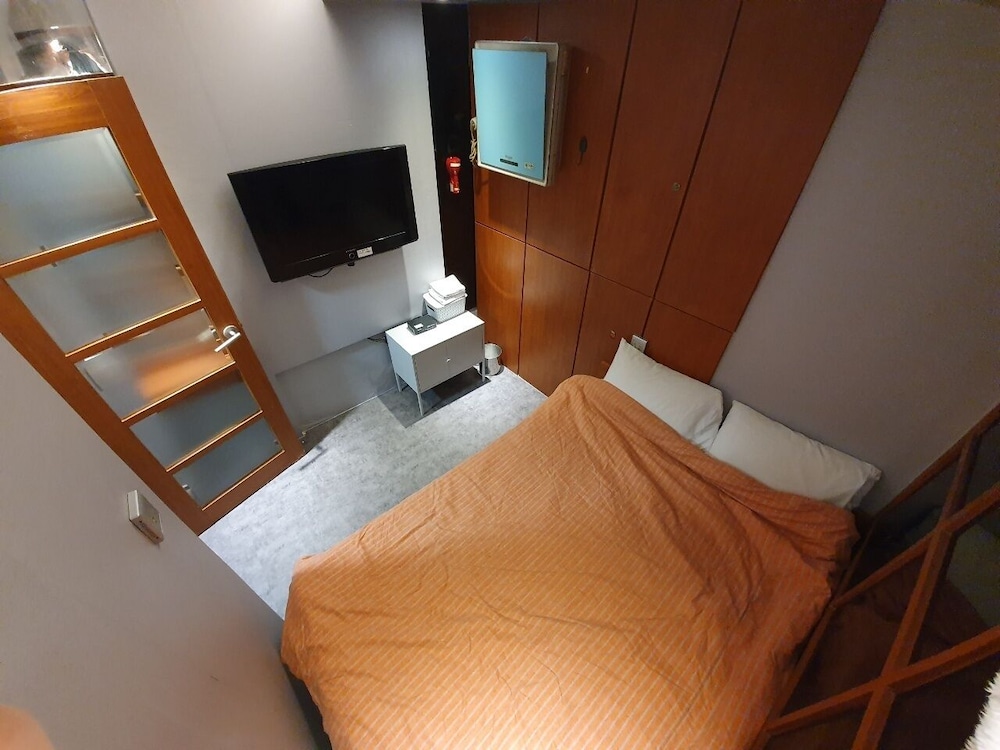 Double Room - Photo 2