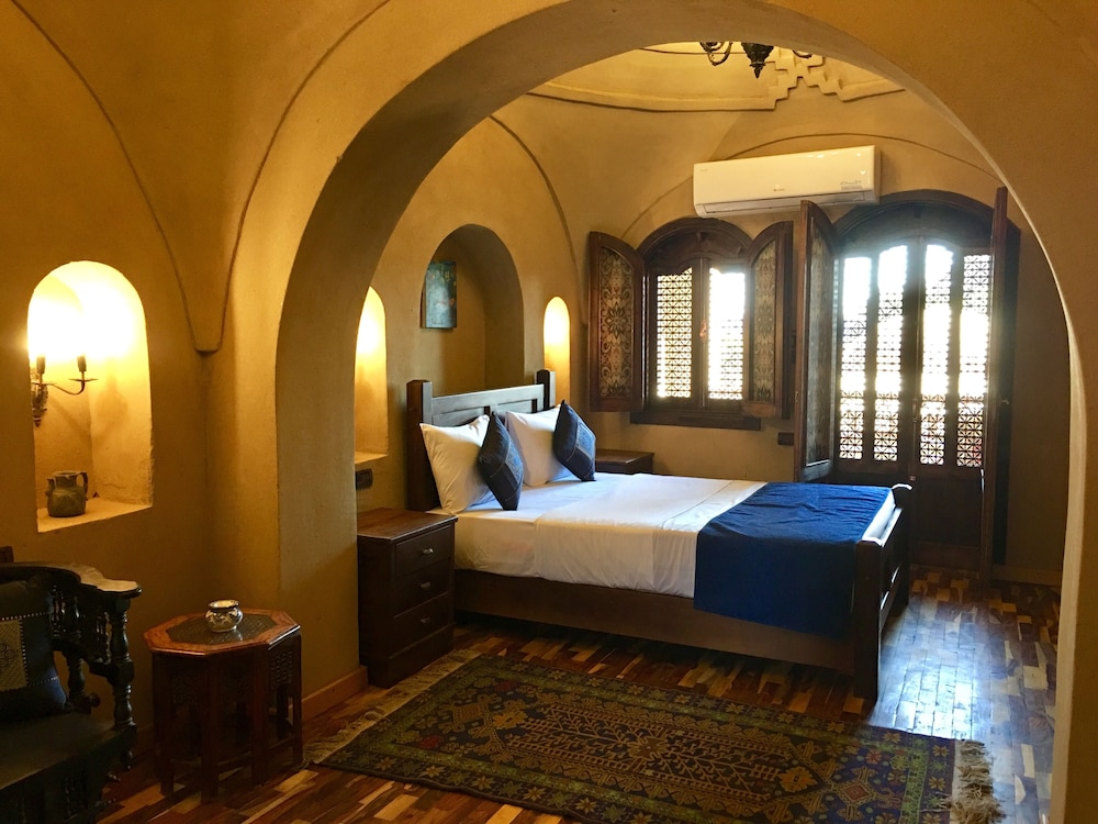 Luxury Room (Sapphire)