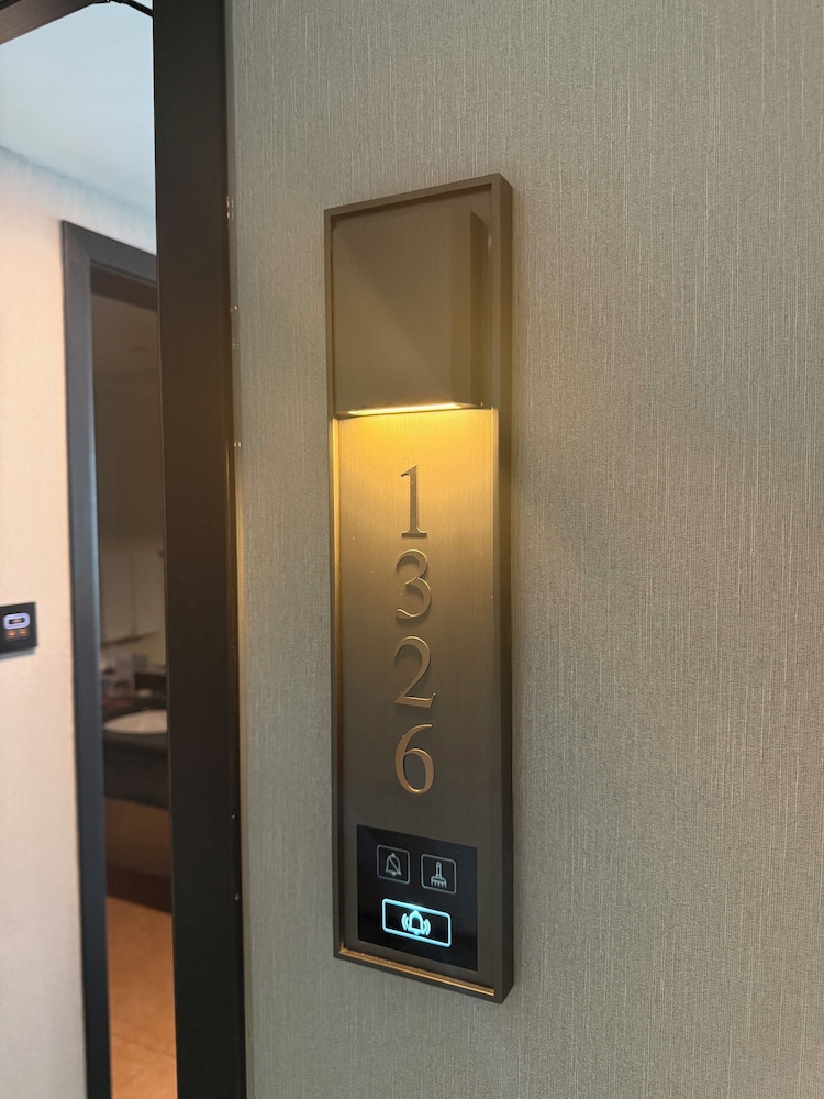 Shengmei Canton Tower View Room - Photo 2