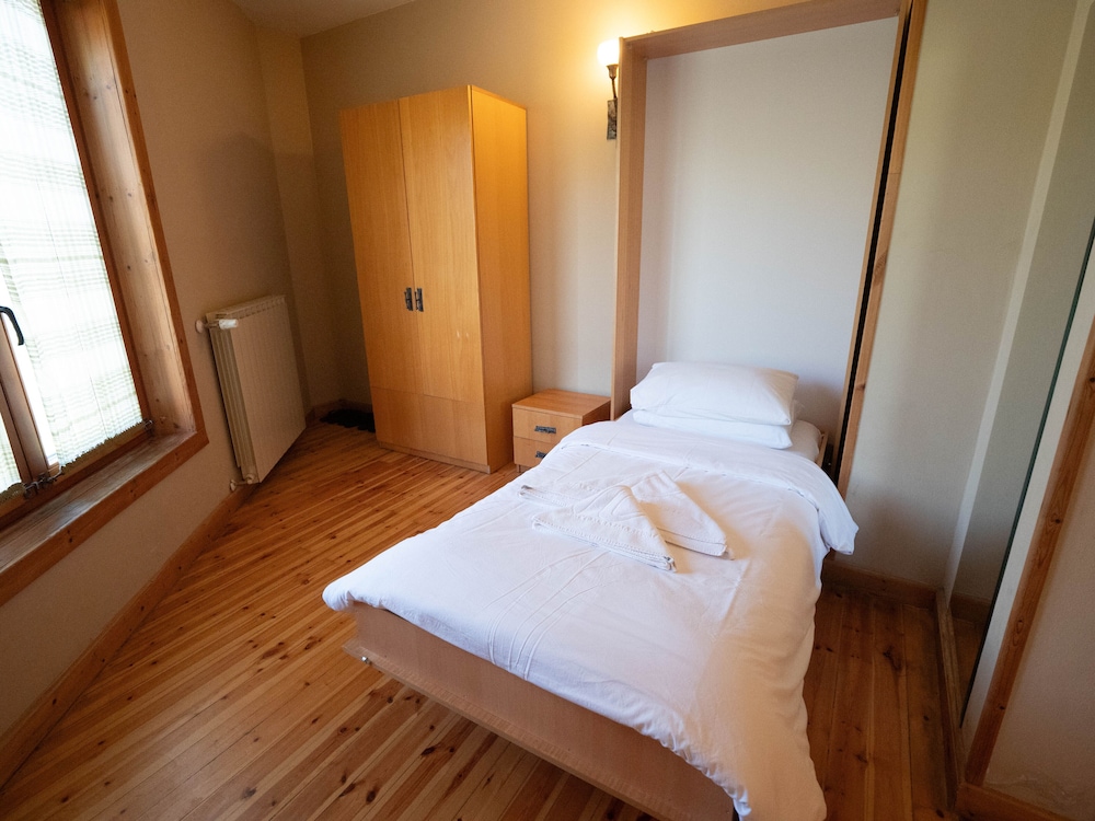 Comfort Quadruple Room photo 2