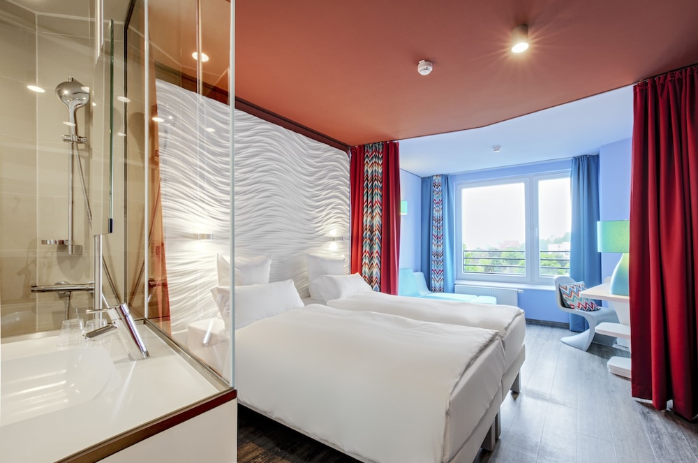 Double room lateral sea view photo 3