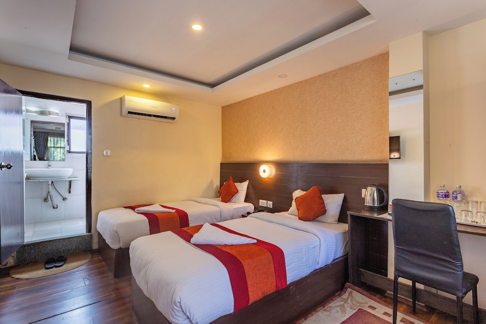 Deluxe Twin Room - Photo 5