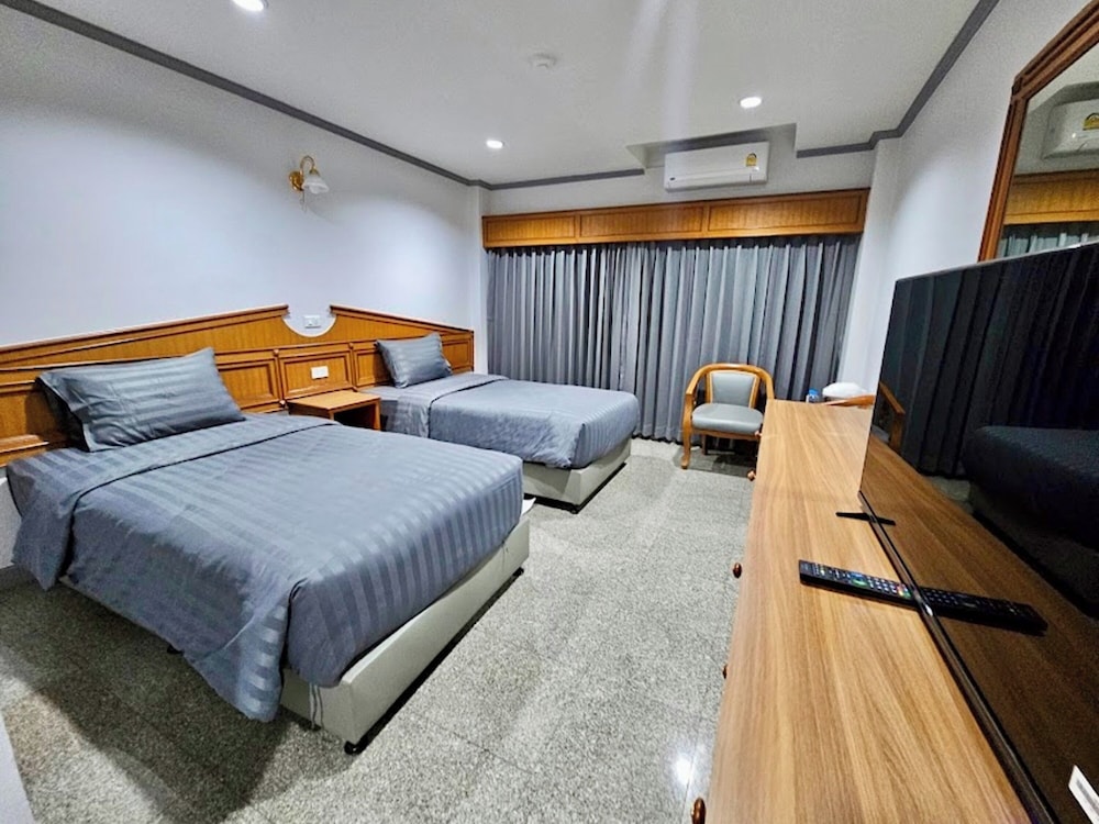 Standard Twin Room, Pool View
