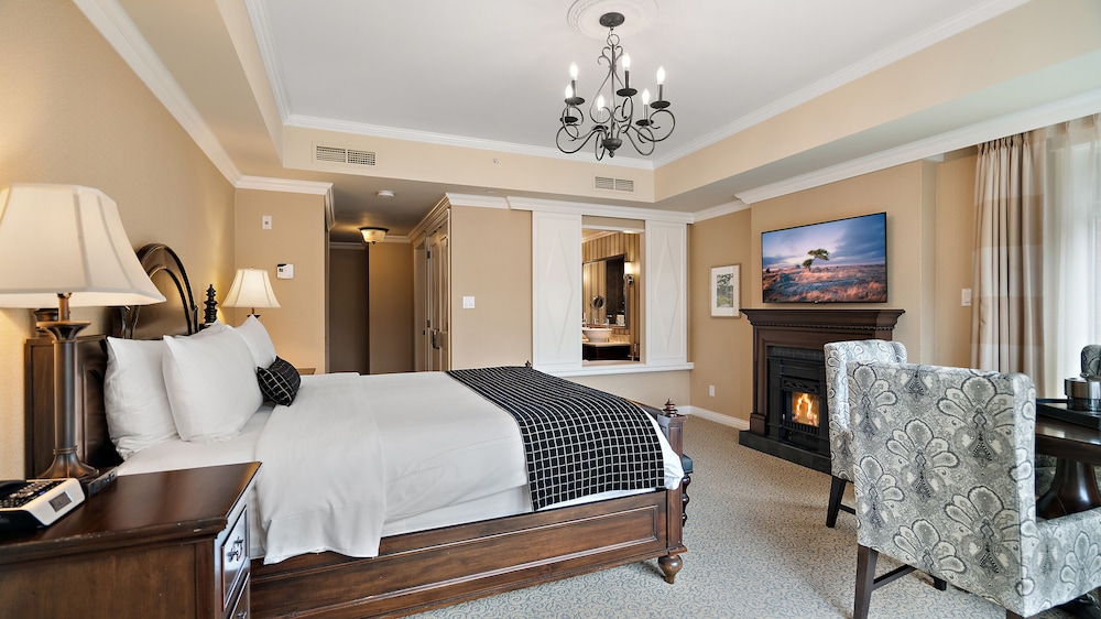 Boutique Suite, Residential View, King photo 2