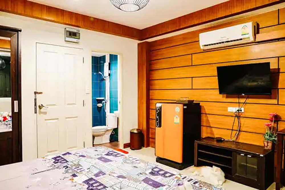 Standard Room - Photo 9