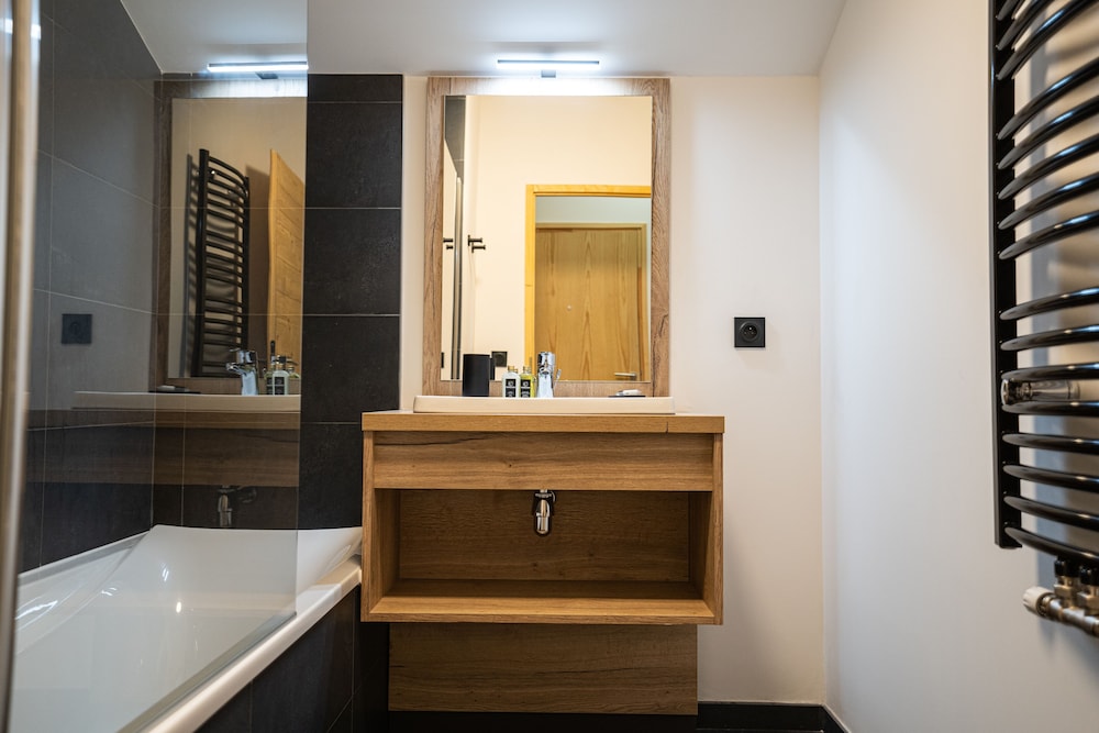 5-room apartment (3 bedrooms + 2 cabins) 8-10 p