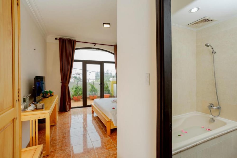 Deluxe Double Room - Photo 7