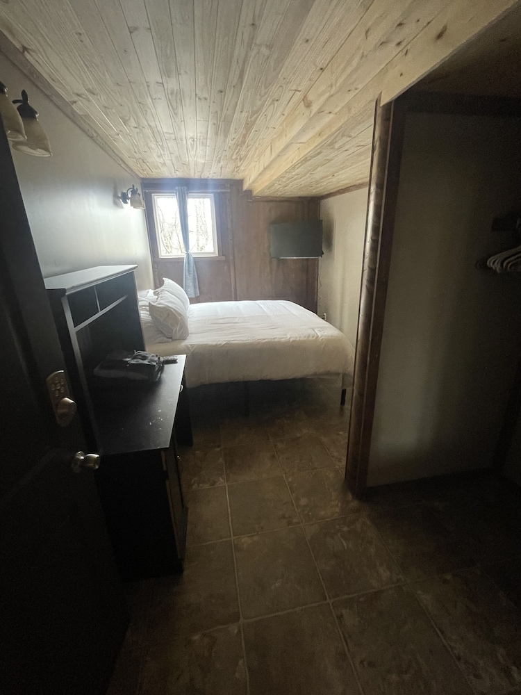 Superior Suite, 1 King Bed photo 1