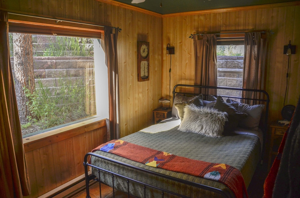 Canyon Cabin (#17) photo 1