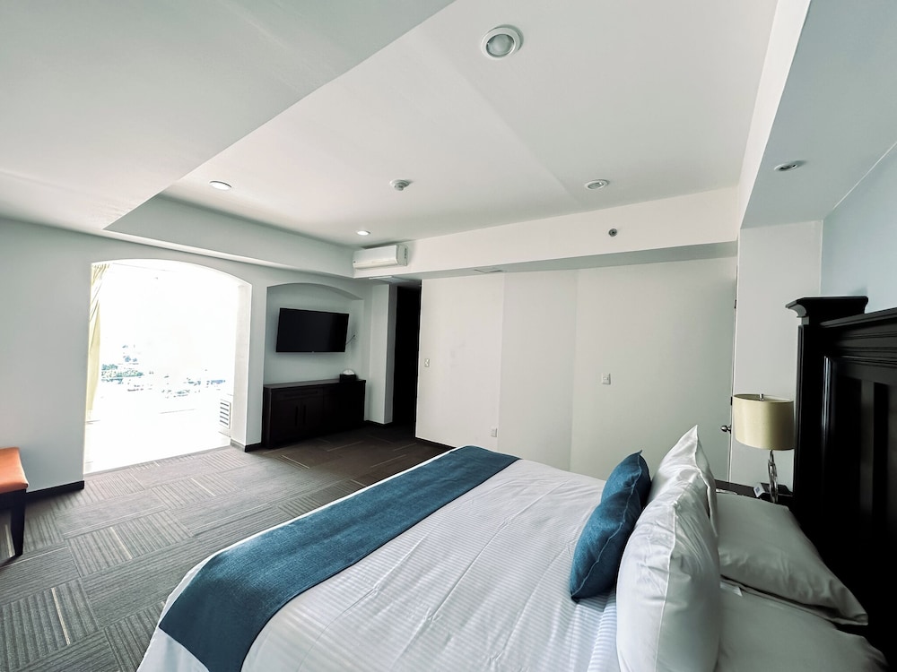 Presidential Studio Suite photo 3
