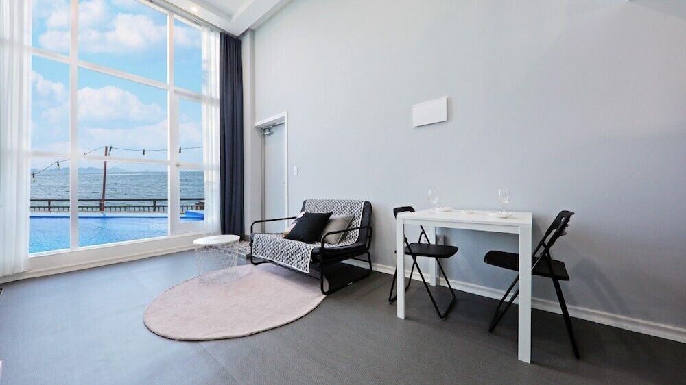 Room (A-101 duplex bed) - Photo 3