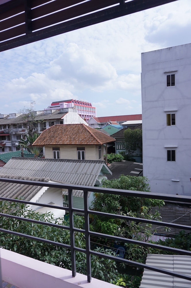 Single Room with Fan photo 3