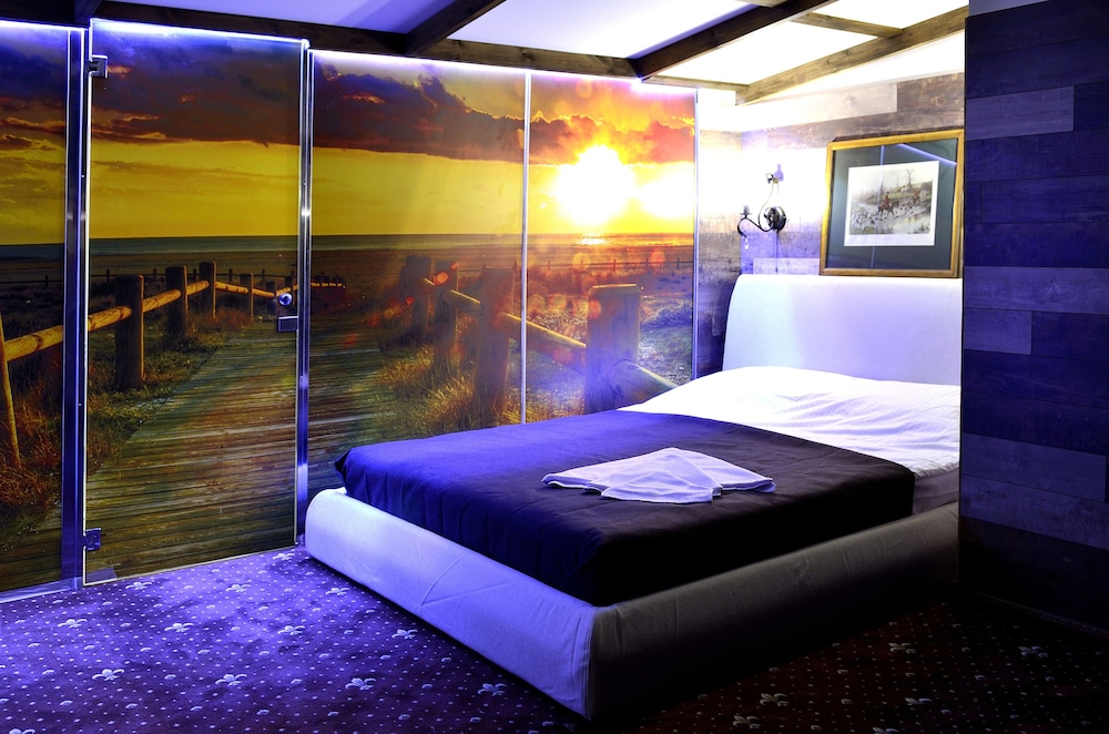 Premium Quadruple Room photo 2