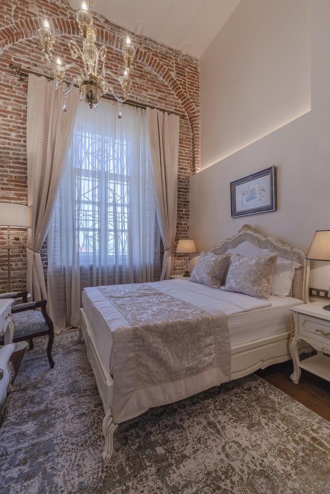 Superior Room, 1 Queen Bed, Non Smoking photo 1