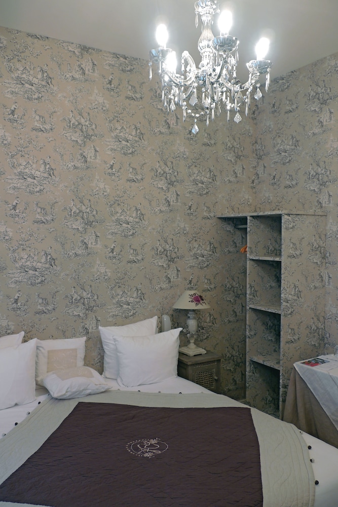 Economic Semi Basement Double Room - Photo 1