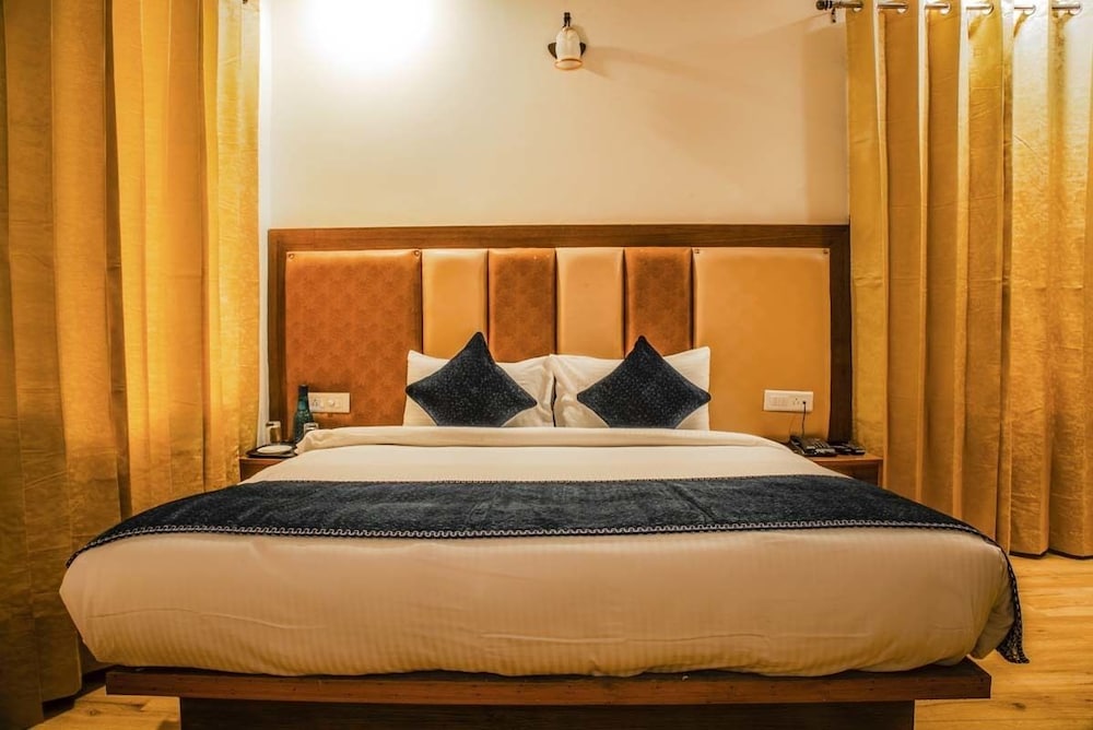 Signature Double Room, Valley View, Mountainside photo 2