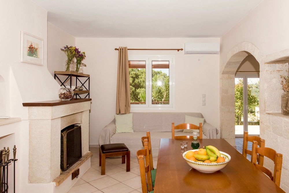 Deluxe Villa, 4 Bedrooms, Private Pool photo 3