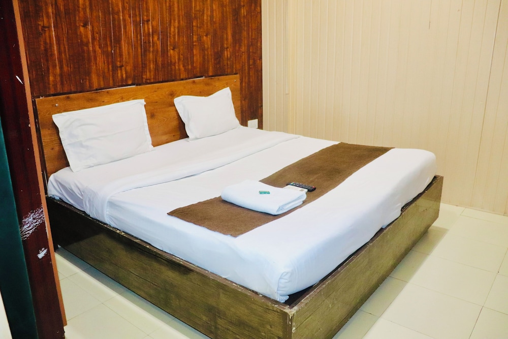 Superior Room, City View